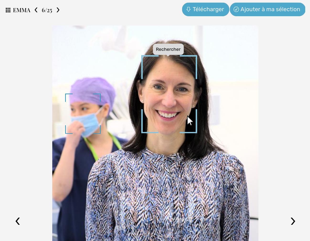 Image agrandie montrant deux visages détectés